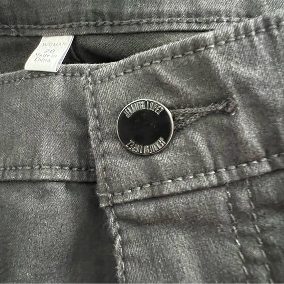 Jennifer Lopez Black Skinny Jeans - Mid Rise - 20W - Picture 10 of 10